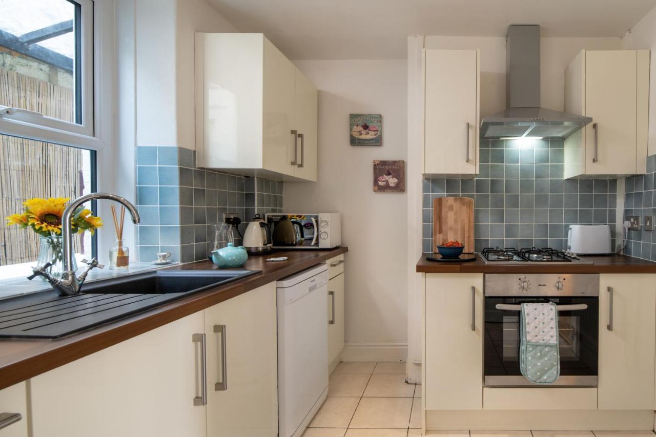 Windy Ridge Terrace With Beautiful Sea Views, North Wales Coast Villa Old Colwyn Eksteriør bilde
